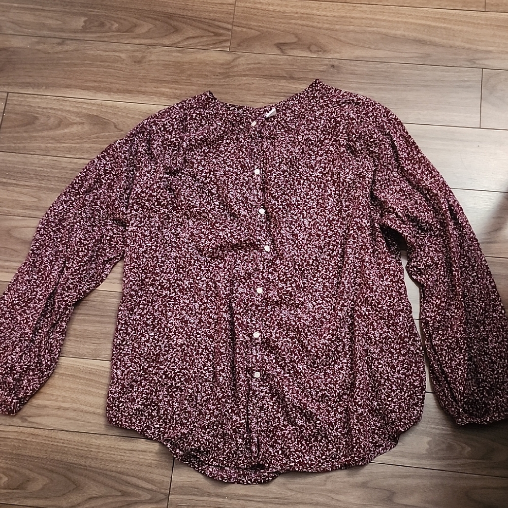 🔥Old Navy Women's Burgundy Floral Button-Up Top, Crew Neck